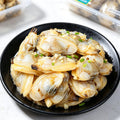 Fresh Clams Steamed With Garlic